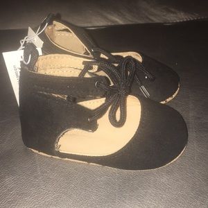 Lace up shoes 🔥 3/$12🔥